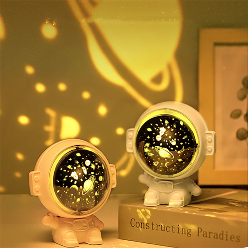 Starlite Explorer - Astronaut Galaxy Projector Lamp